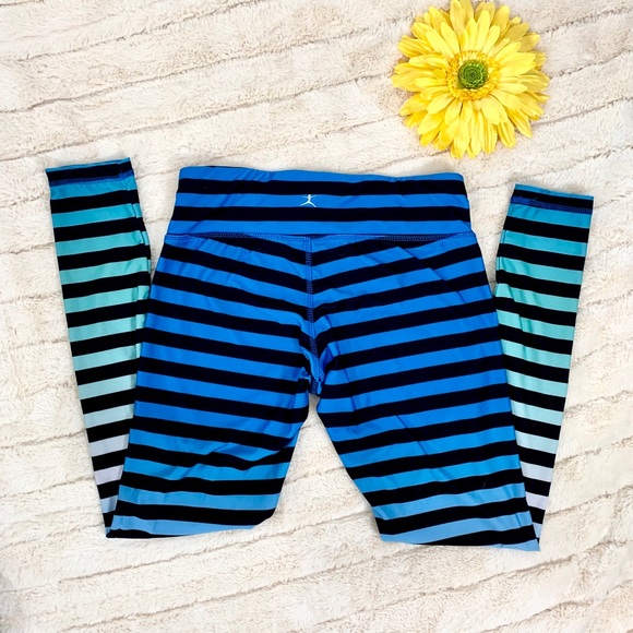 3/$10🙌 Blue Green Ombre Danskin Leggings - S - Picture 6 of 8